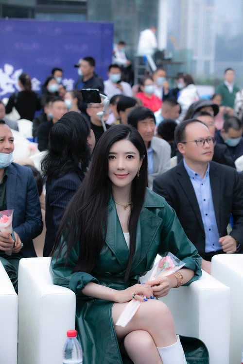 电影导演孔令平,编剧兼联合导演王智,演员黄小蕾,季晨,周韦彤,何达