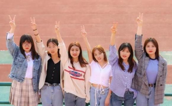 四川大学同寝室6名女生,集体保研成功,网友称赞实力与颜值并存休闲区蓝鸢梦想 - Www.slyday.coM