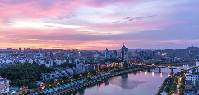 景德镇历年gdp排名_江西前三季度GDP排名