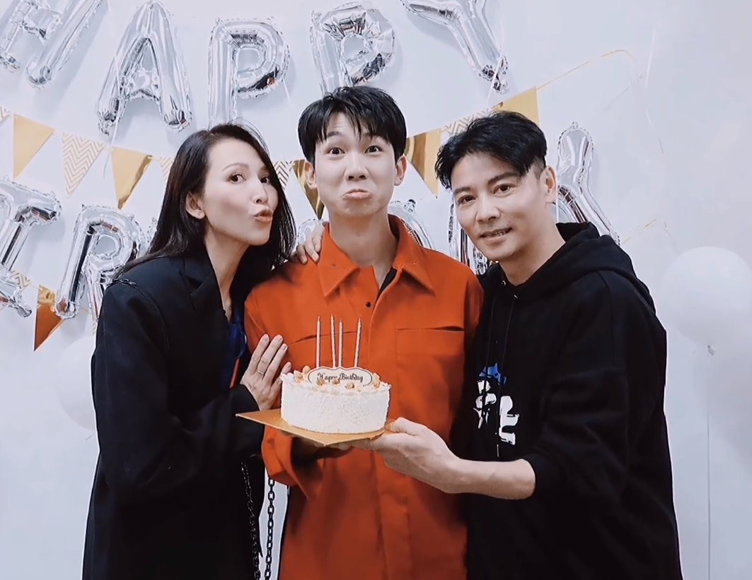 张晋买礼物当面为白举纲庆生,高瀚宇隔空呼应|白举纲|张晋|高瀚宇