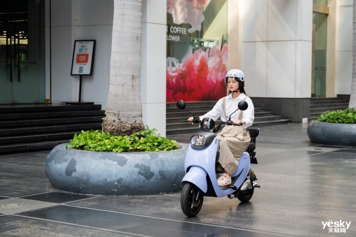 超萌出行座驾装进手机里的电动车哈啰a86l骑行体验