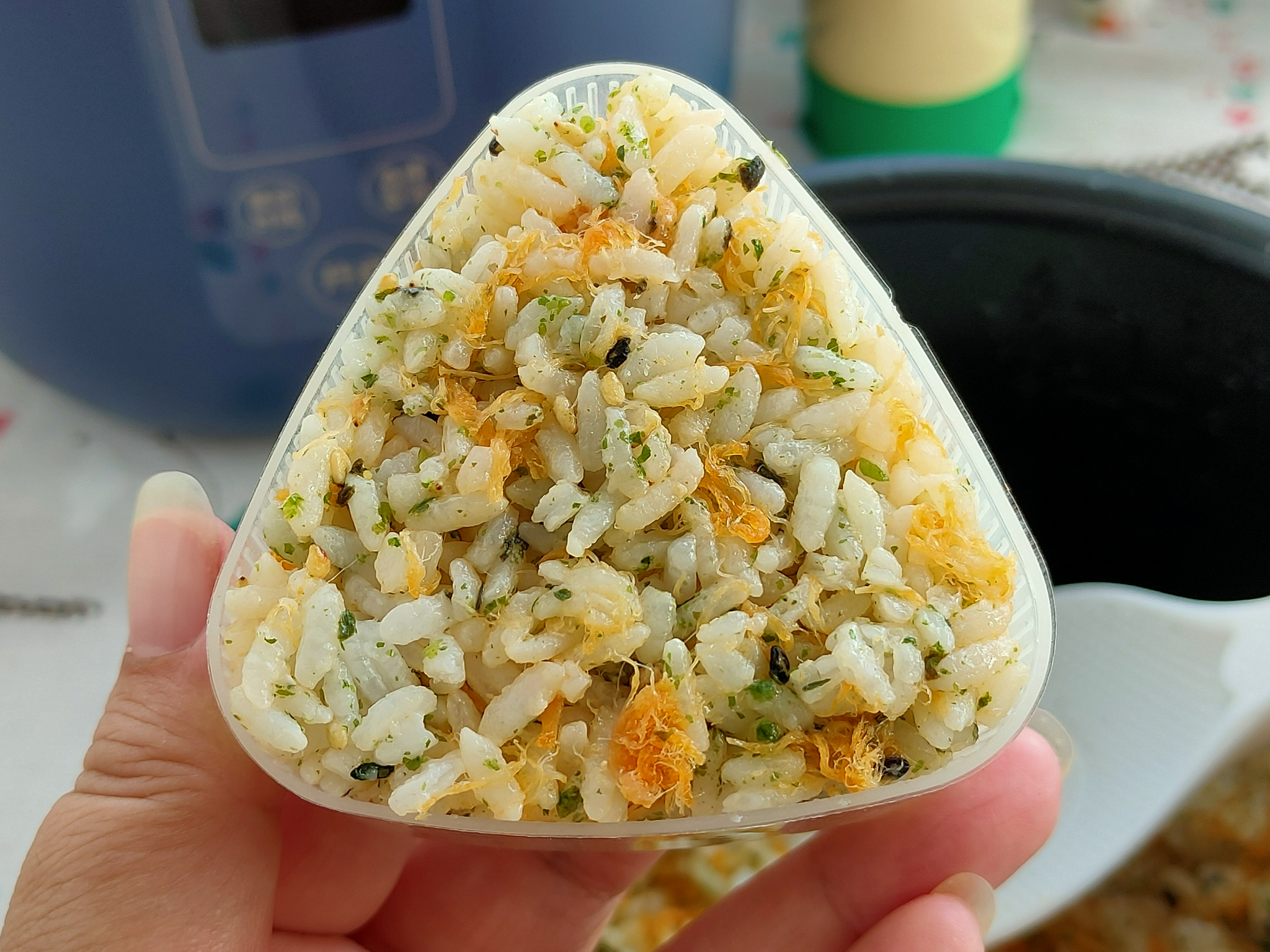 自制海苔肉松饭团,味道超赞,可以做孩子的辅食,营养均衡__财经头条