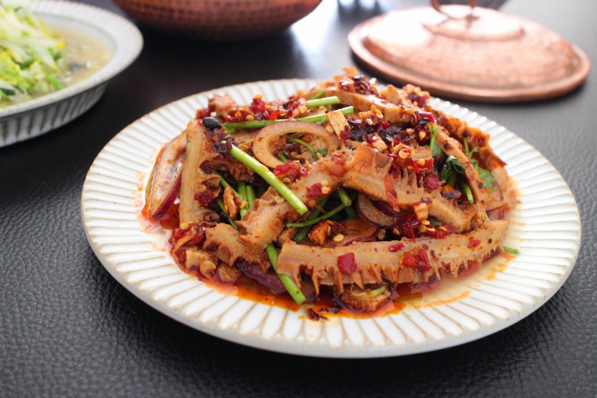 凉拌金钱肚味道浓郁鲜辣开胃一次吃过瘾