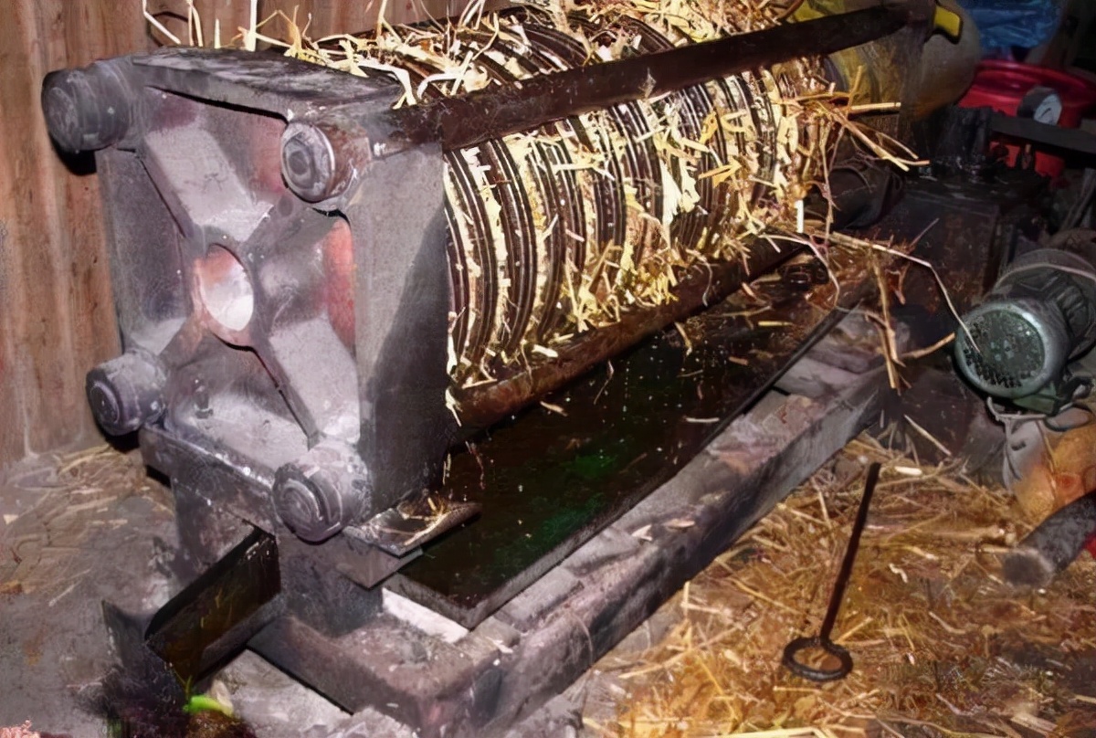 农村野生的山茶油卖120元一斤,网友说太贵了,4个原因告诉你答案休闲区蓝鸢梦想 - Www.slyday.coM 农村野生的山茶油卖120元一斤,网友说太贵了,4个原因告诉你答案休闲区蓝鸢梦想 - Www.slyday.coM