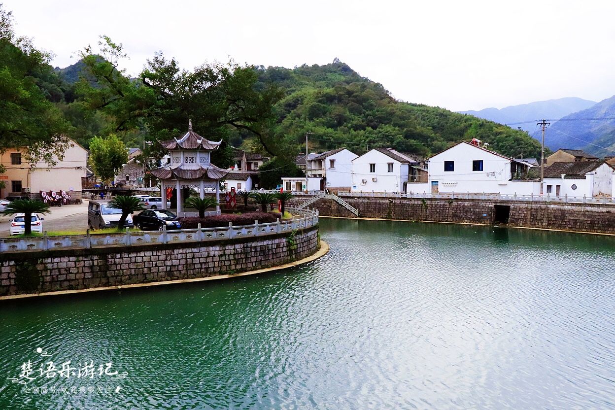 号称剡溪畔最美古村之一,浙江这个乡村山明水秀,受到游客的青睐|浙江