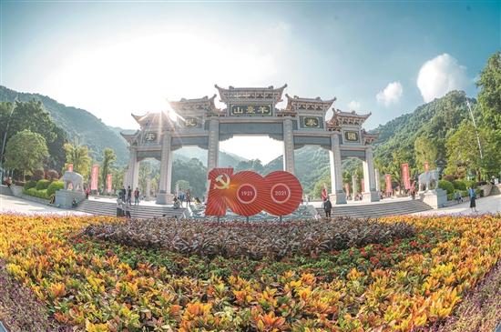 情况尚未明确：石岩那有小巷子逛吗？2025年石岩小巷详细指南