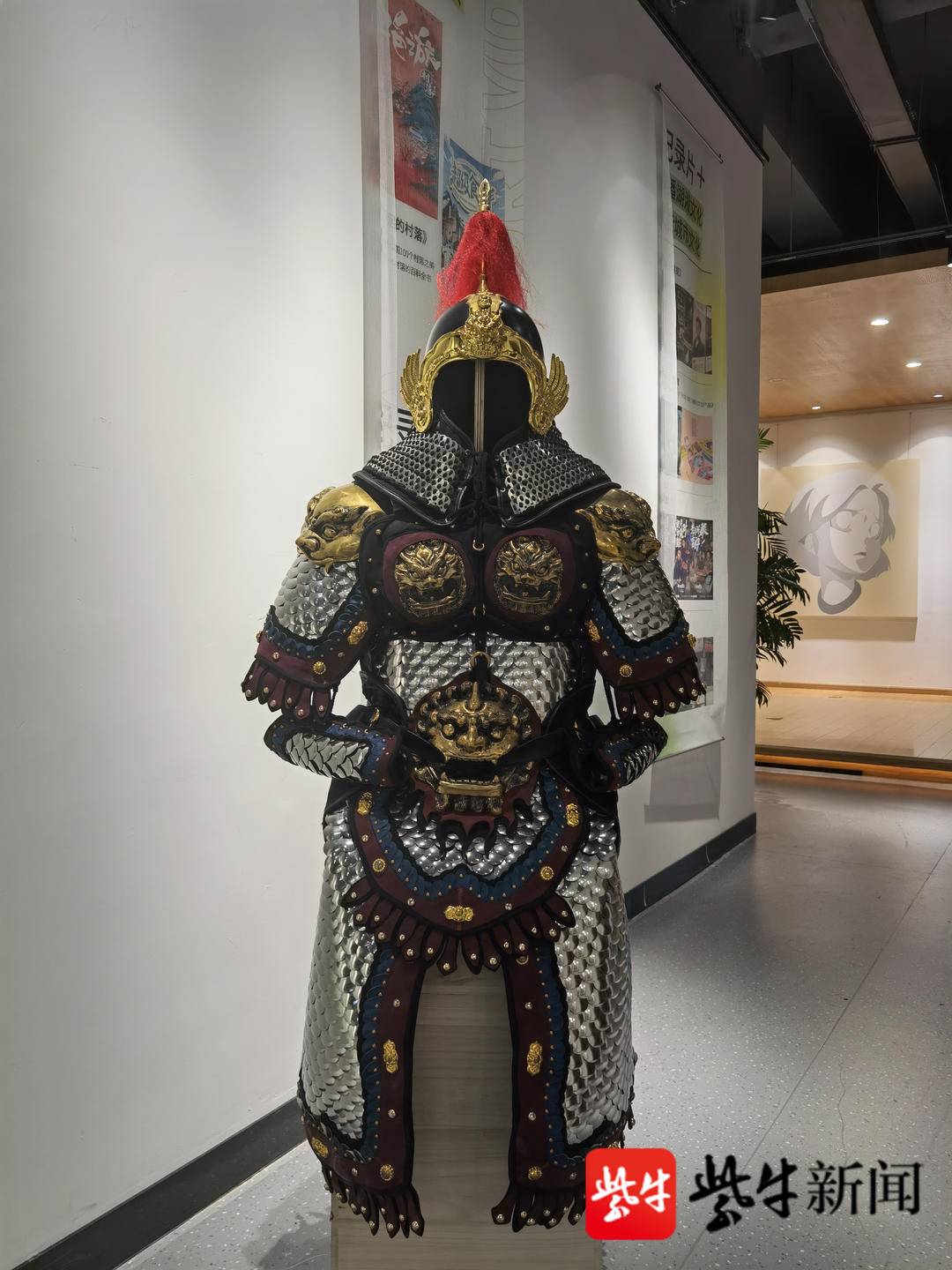 视频丨中国版钢铁侠他靠满腔热爱复原数万套古代铠甲