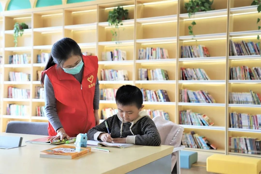 江苏亭湖:网红图书馆投入试运营