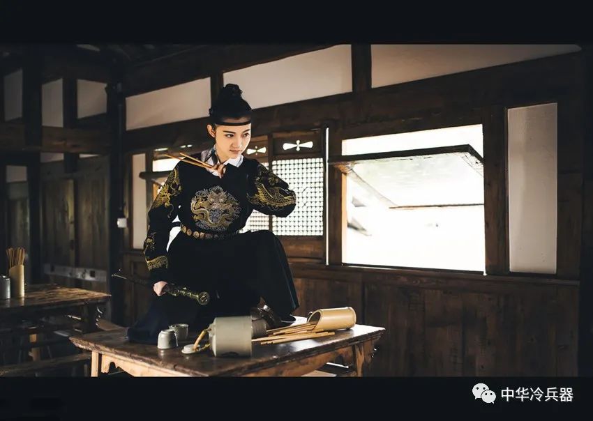 明朝锦衣卫服饰如何什么样的人才能穿飞鱼服蟒服斗牛服