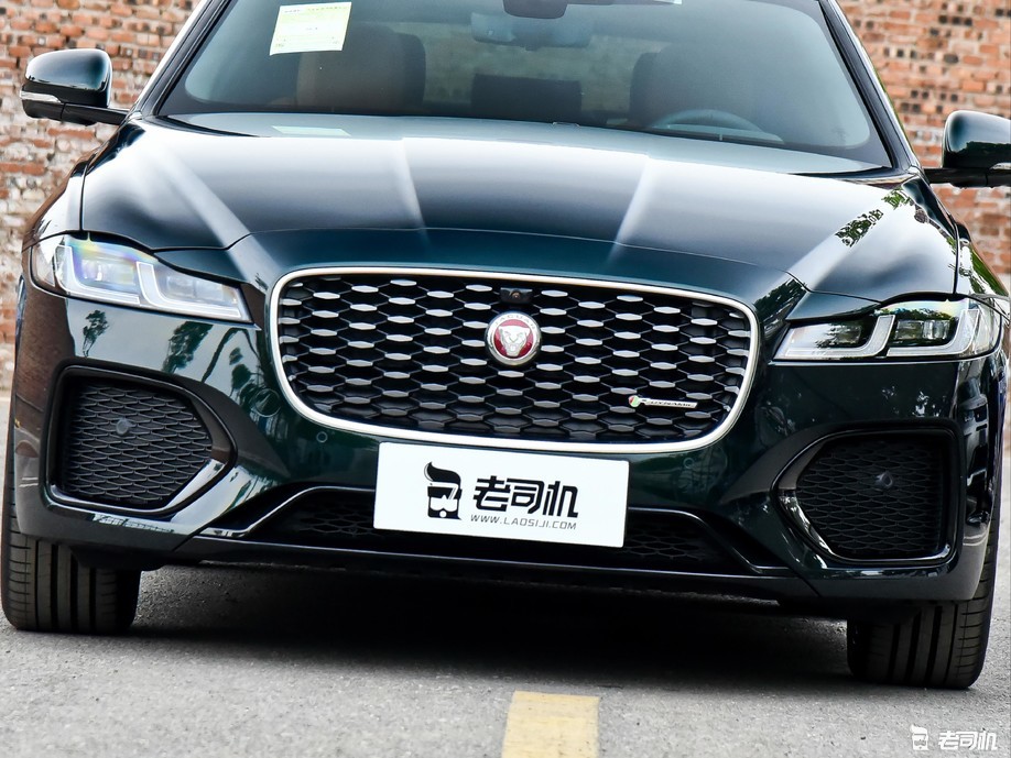 38万元左右你选谁？ 奥迪A6L VS 捷豹XFL