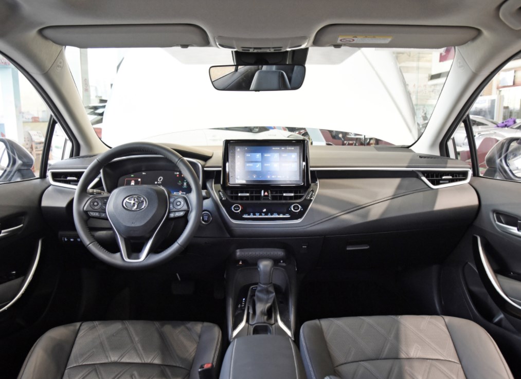 家用大空间轿车怎么选？这3款A+级轿车或许适合你