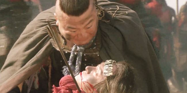 图片:史进被一箭干掉剧照2,这个死得更惨事实上,如果大家看过原著