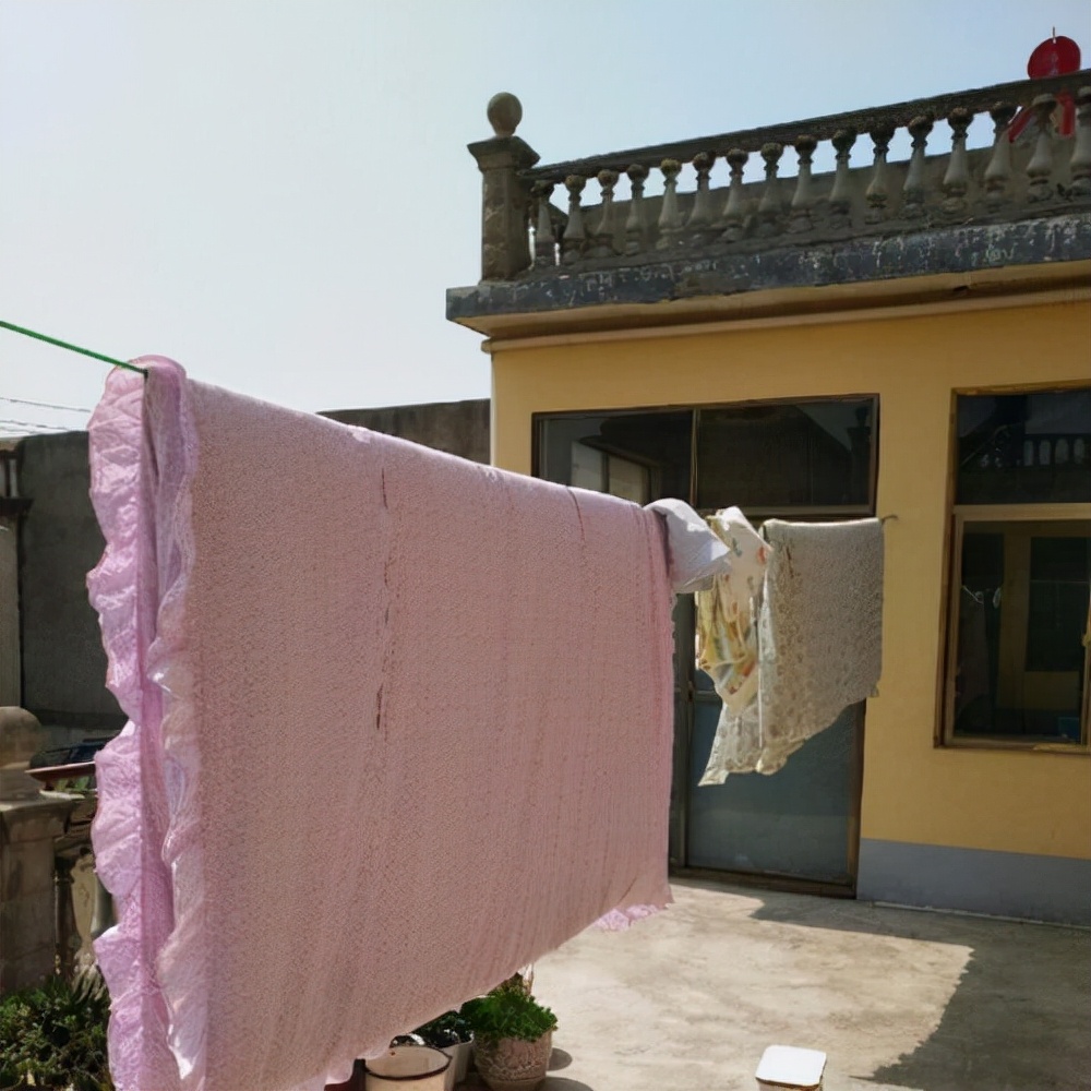 这3个晒被子的“误区”,一定要牢记,不然晒再久也是“白晒”!|被子|误区|棍子_新浪新闻