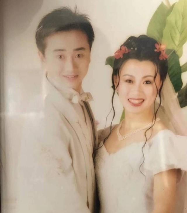 老公"刘一水"送99朵玫瑰,结婚25年仍腻歪|闫光明|刘一水|赵海燕_新浪