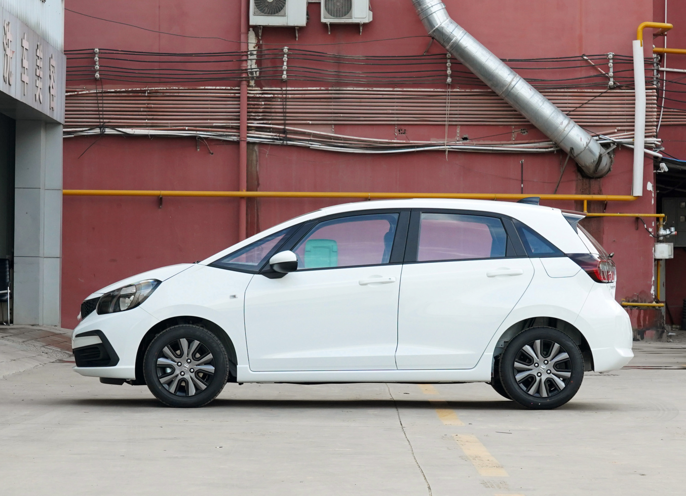 日系小车本田飞度,省油耐用空间大,油耗5.6l,才8万块-新浪汽车