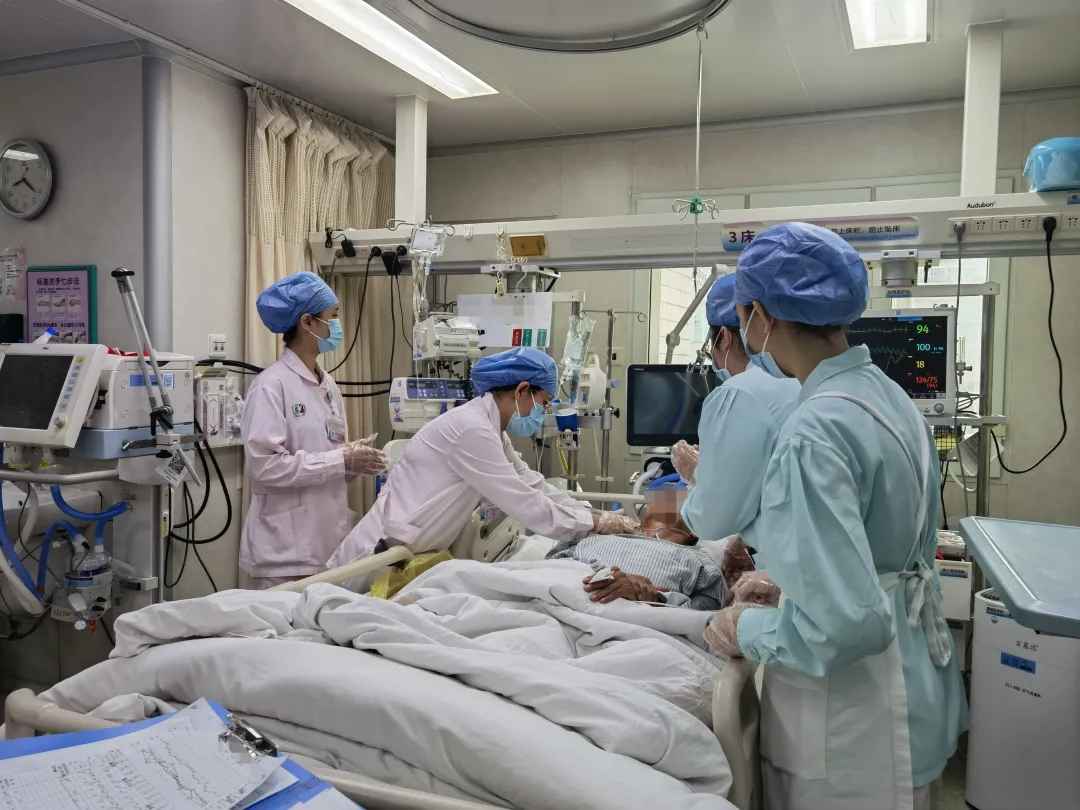 關于佑安醫院急診科醫生黃牛掛號合理收費的信息