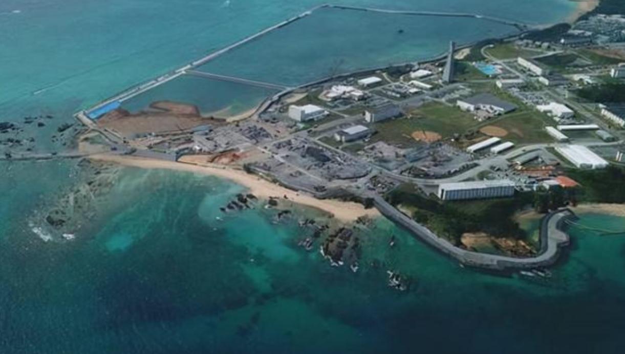 美国在冲绳岛设有军事基地,该岛位置优越,离北京仅2000多公里!
