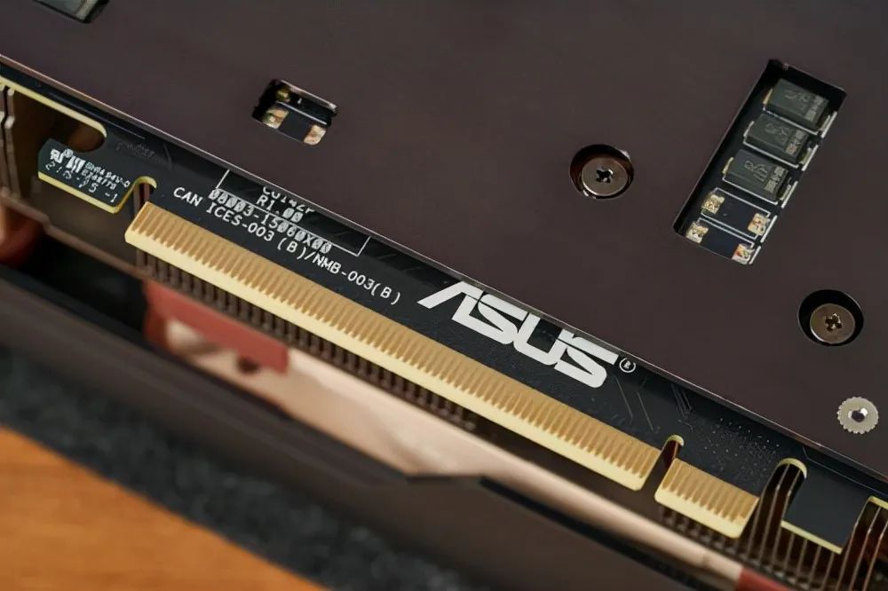 华硕rtx3070o8g猫头鹰版显卡评测强强联手打造极致静音散热