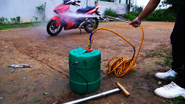 可以啊牛人自制高压洗车泵打气筒辅助真是脑洞大开