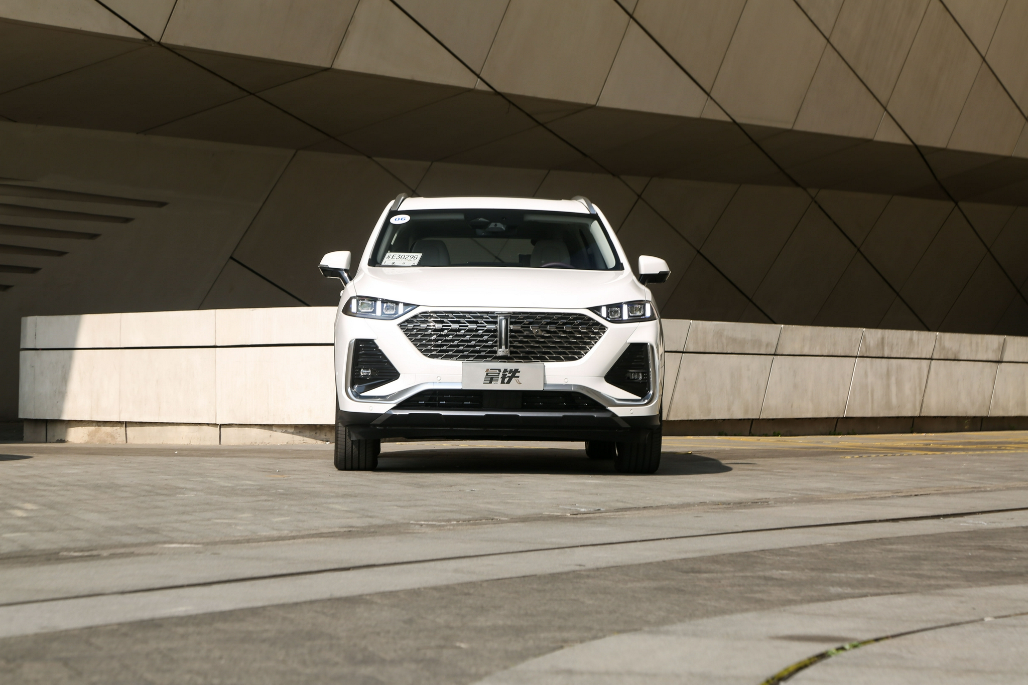 涡轮增压融入混动后表现如何?试驾:魏牌拿铁dht-新浪汽车