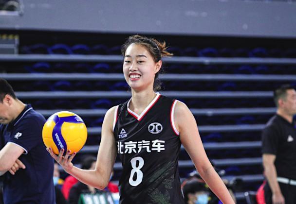曾被传退役,恐因工人身份缺席全锦赛|北京女排|全锦赛|退役_新浪新闻