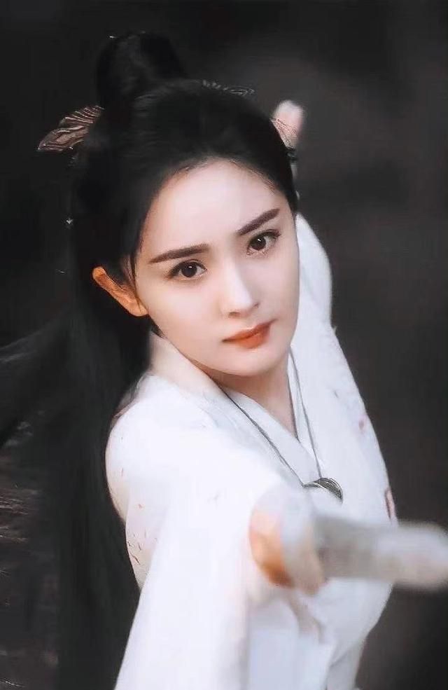 杨幂变身英飒女寨主柳眠棠新剧娇藏正式官宣