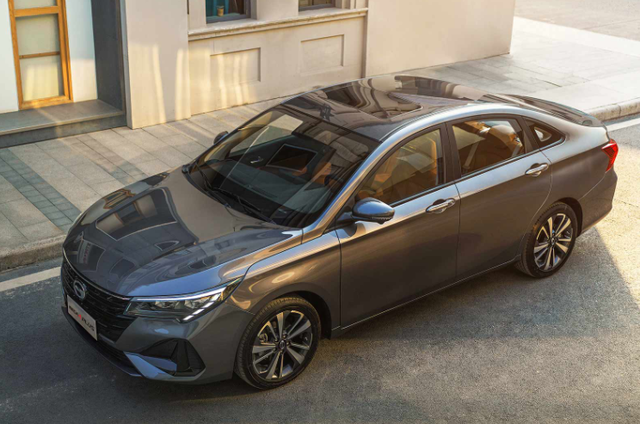 9月销量最惨的十款轿车，豪车也卖不动，丰田竟然拿下第一