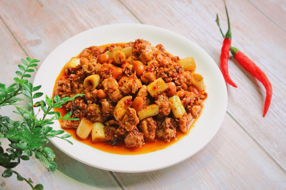 老成都红油兔丁详细教程来了在家也能轻松拌兔丁美味又卫生