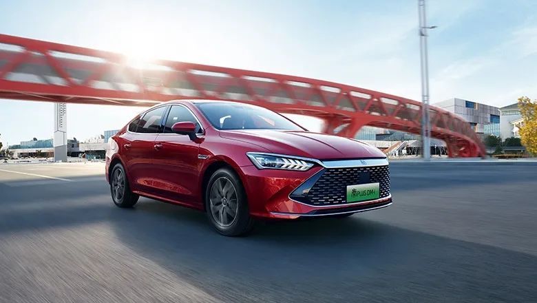 月销过万台！最低6万多就能提车，好看又好开的国产轿车推荐