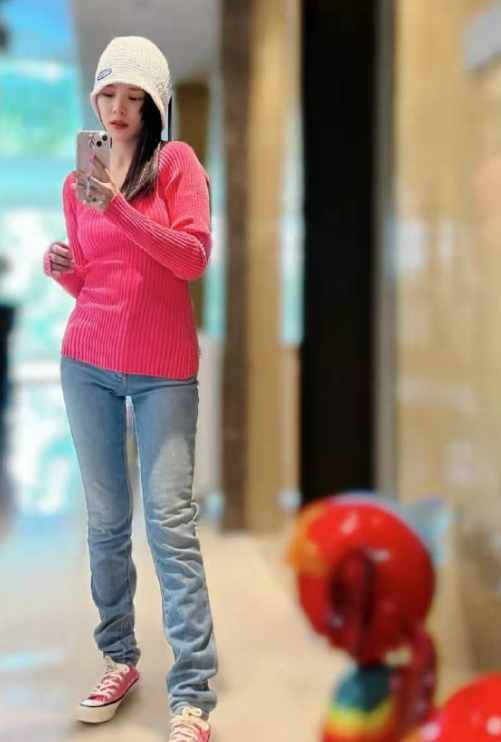 杜淳娇妻王灿穿搭太土,浪费了一张脸?她道出苦衷,网友错怪她了休闲区蓝鸢梦想 - Www.slyday.coM 杜淳娇妻王灿穿搭太土,浪费了一张脸?她道出苦衷,网友错怪她了休闲区蓝鸢梦想 - Www.slyday.coM