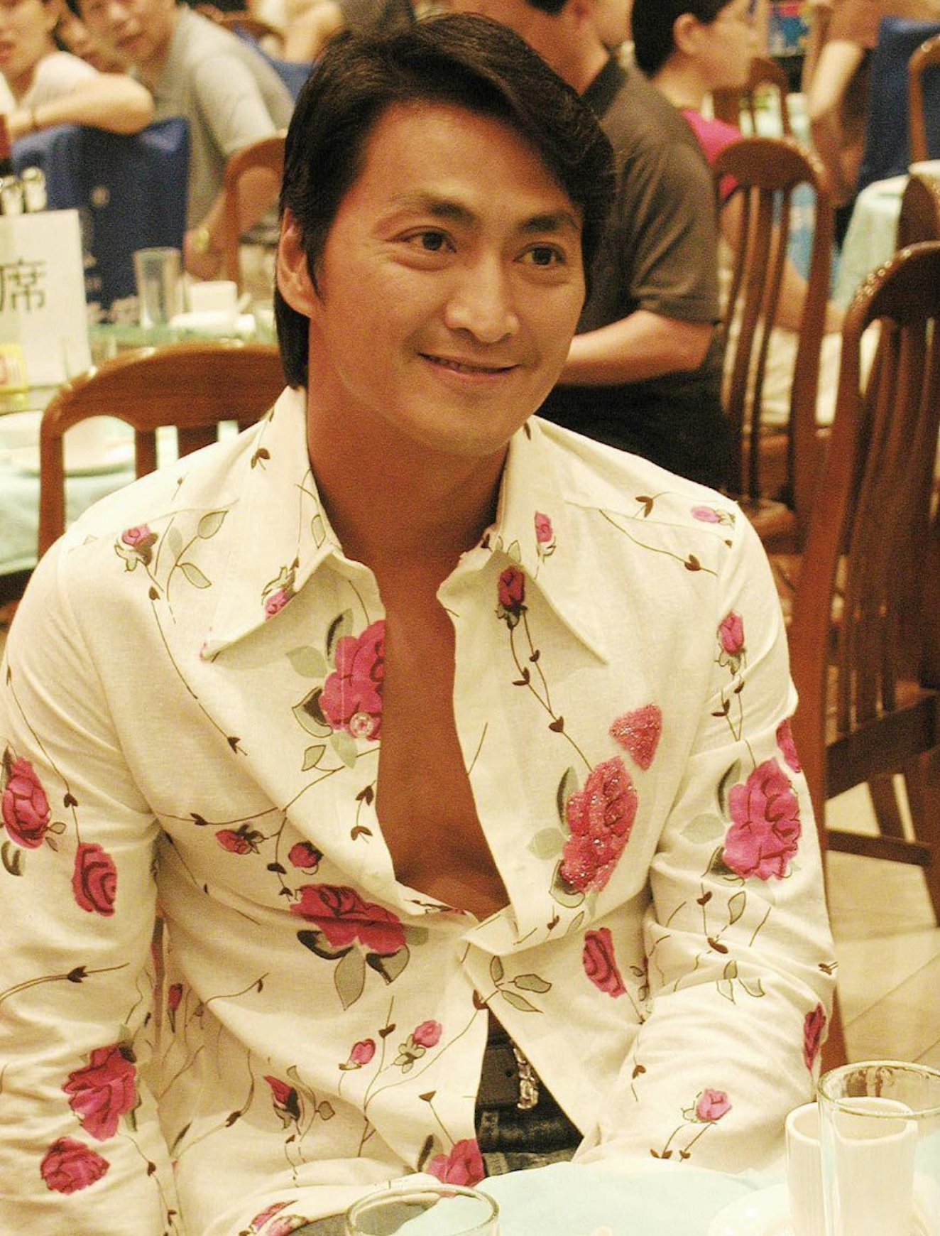 何家劲自曝有女儿,多年来感情状态成谜,曾与高金素梅有60岁之约__财经