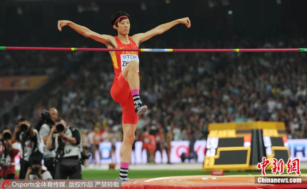 与体育割裂的"体育网红"张国伟