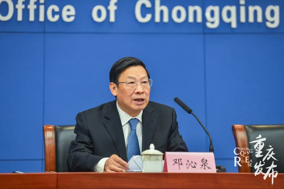 邓沁泉介绍相关情况 邹乐 摄