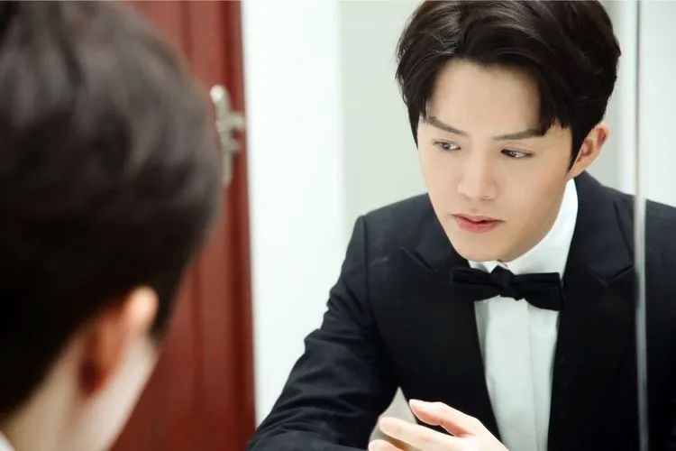 李云迪事件：为什么他放着大好前途不要，非要去做这些事？休闲区蓝鸢梦想 - Www.slyday.coM