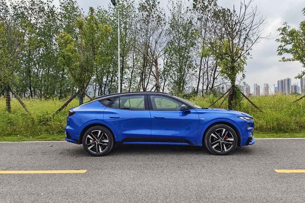 福特EVOS对比丰田汉兰达：到底谁更香一看便知