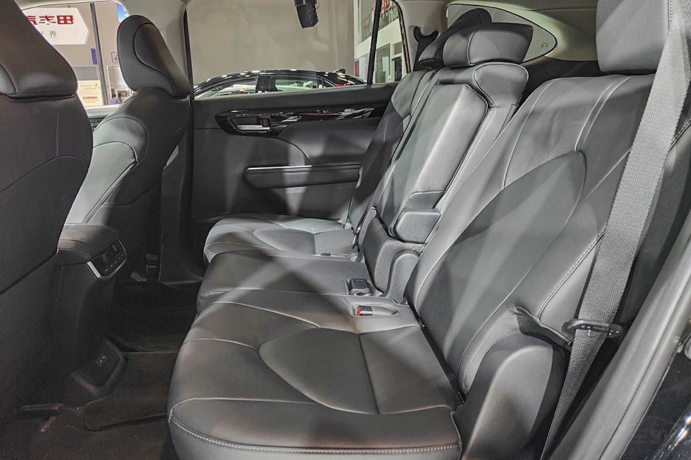 福特EVOS对比丰田汉兰达：到底谁更香一看便知