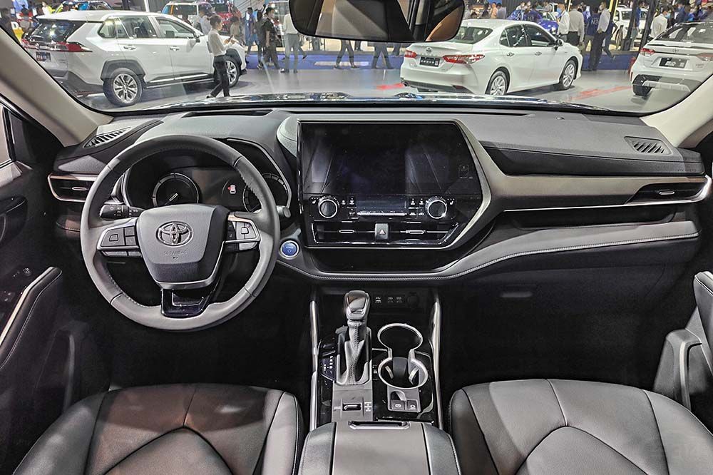 福特EVOS对比丰田汉兰达：到底谁更香一看便知