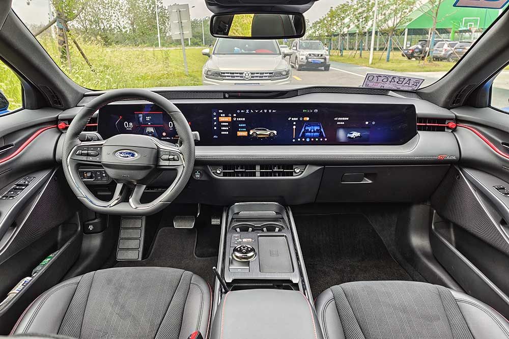 福特EVOS对比丰田汉兰达：到底谁更香一看便知