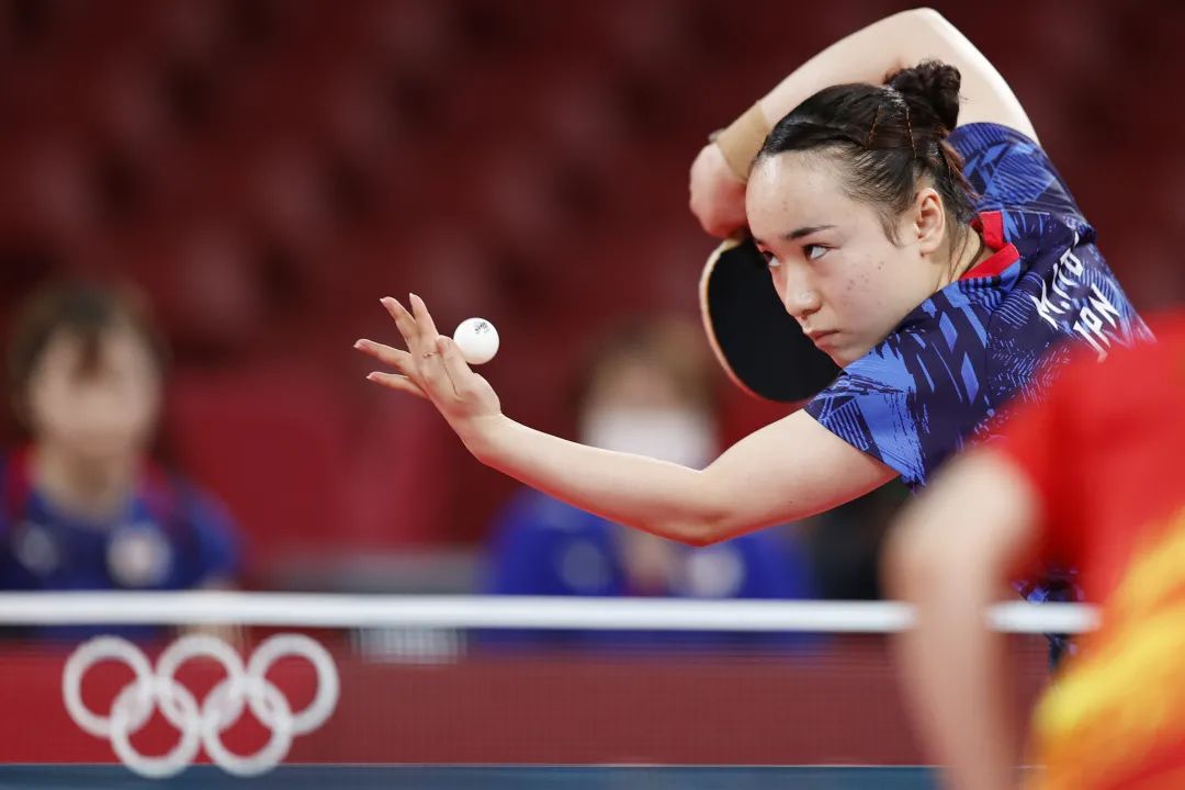 伊藤美诚又赢了，中国网友却把她骂上热搜，她冤枉吗?