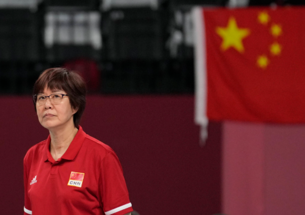 卸任中国女排主帅的郎平再度现身，养好身体或可重掌国家队休闲区蓝鸢梦想 - Www.slyday.coM
