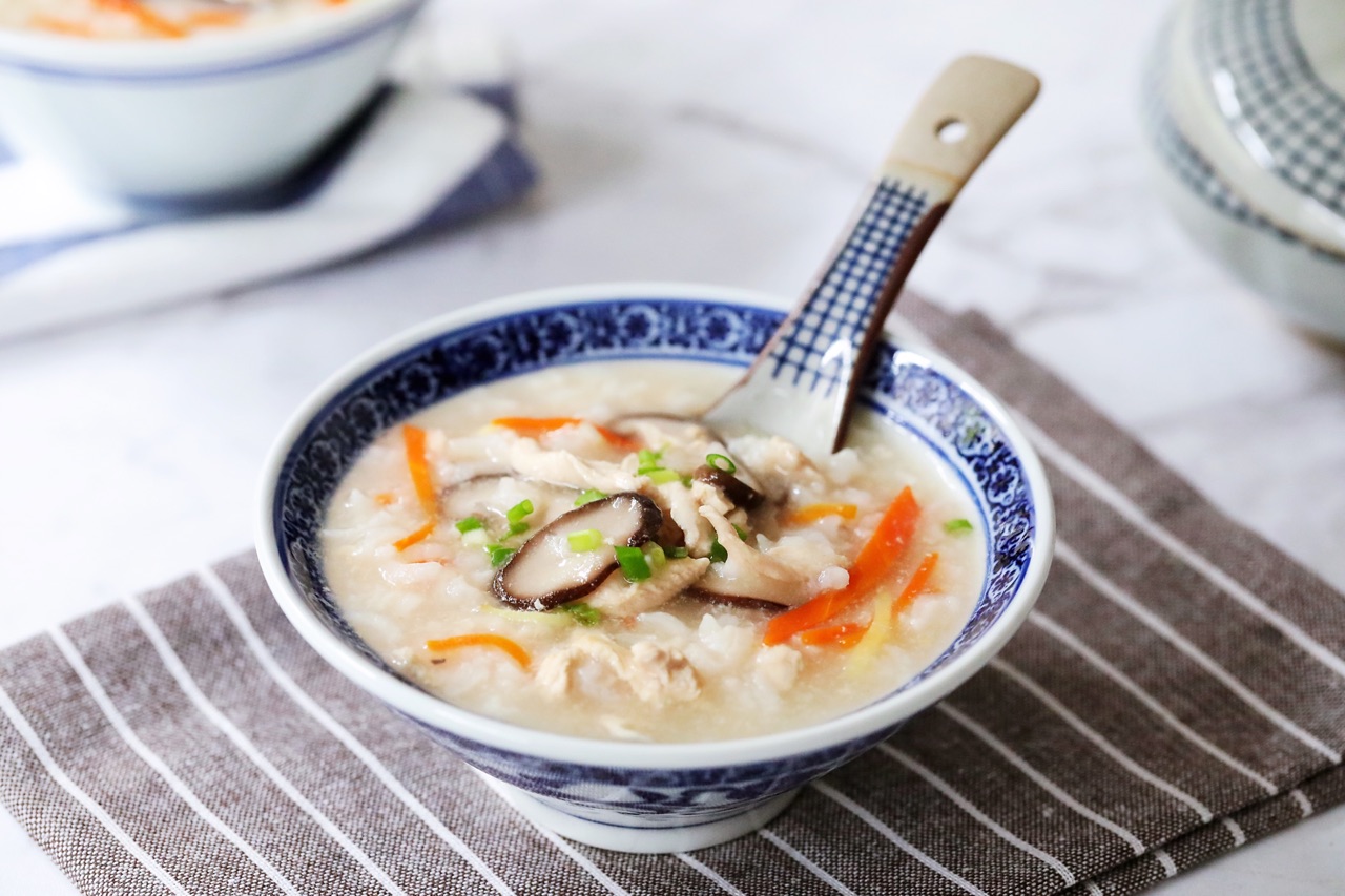 懒人餐香菇鸡丝粥营养丰富好消化做法超简单