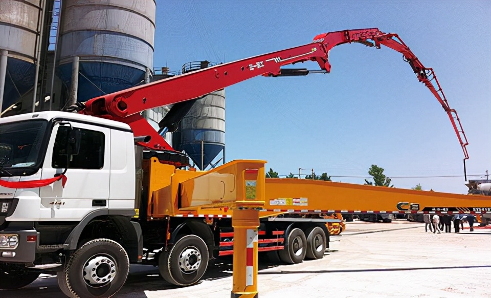 泵车销量排行_2018年5月份混凝土泵车产量前10名企业排名与分析(2)