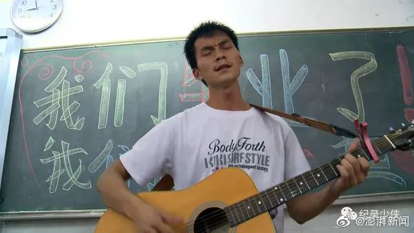 复读12年只为考清华（唐尚珺）