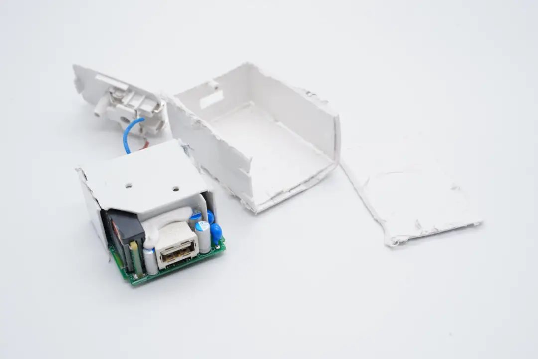 华为正版授权两极道40w超级快充拆解