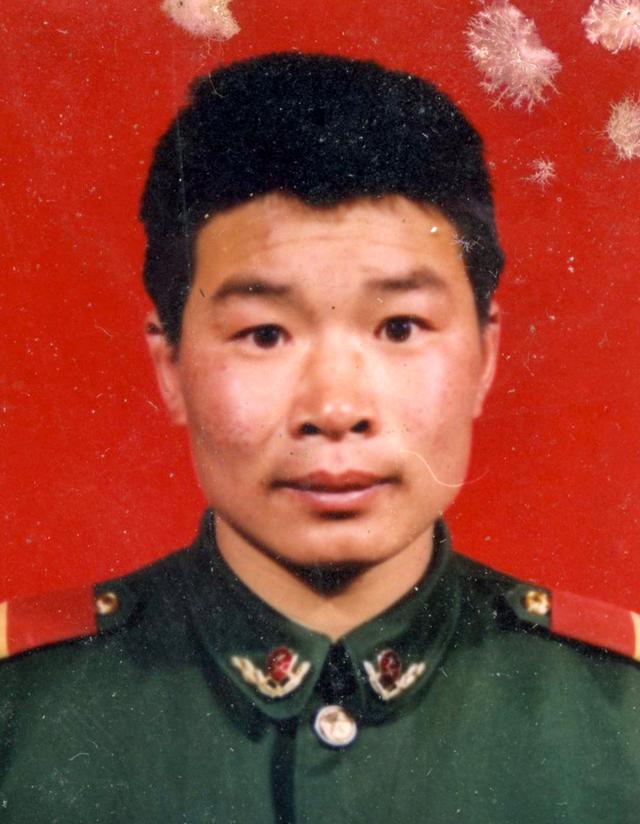 中国退役军人丨占有兵 南漂广东26年 从打工者到社会发展记录者 财经头条 中国退役军人丨占有兵 南漂广东26年 从打工者到社会发展记录者 财经头条