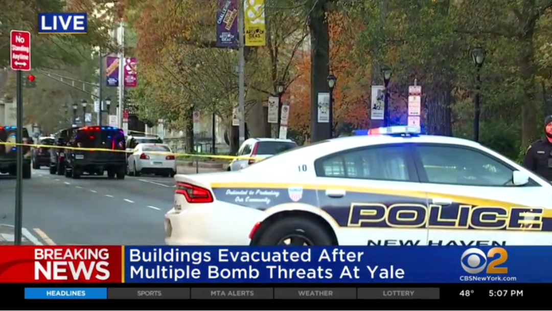 耶鲁大学校园接到多起炸弹威胁 图自CBS