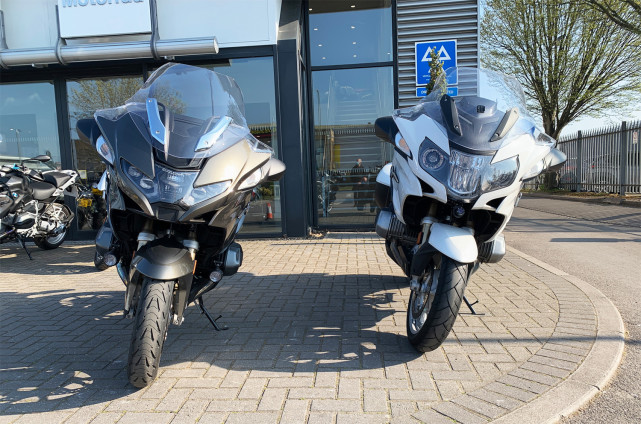 宝马r1250rt新款正式开卖,售价313,900元人民币,333,900元