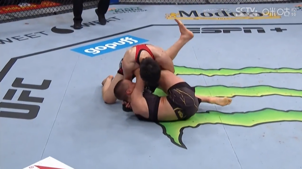 2021年11月7日UFC268 张伟丽vs罗斯 二番战 – 直播[视频] 草量级世界冠军战_Rose Namajunas vs. Zhang Weili-图片3