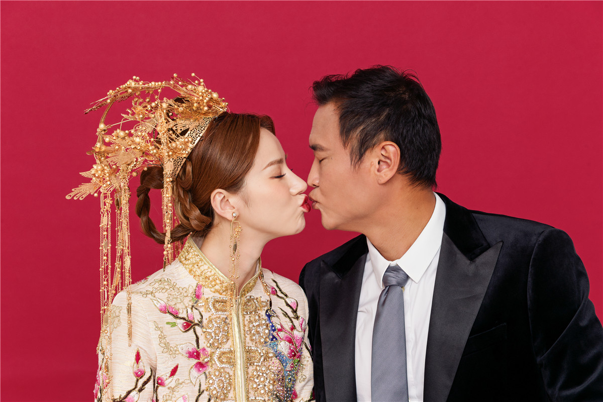 国安徐云龙大婚牵手模特王骞钤热恋女友成最美新娘热心公益活动