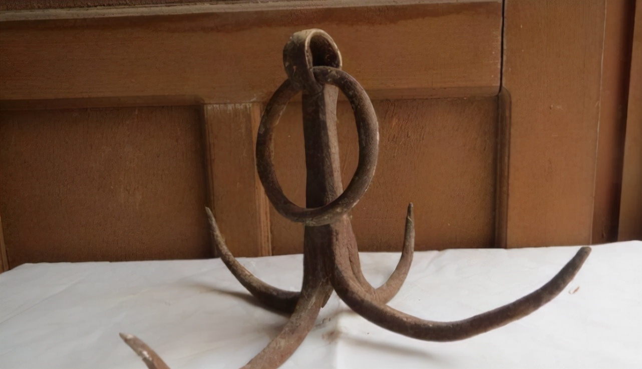 渤海国贞孝公主墓壁画出土,让人明白,消失的兵器"铁挝"的模样__财经